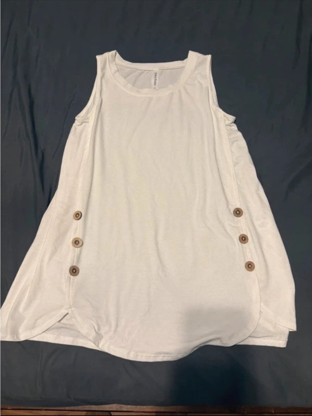 Sleeveless Button-Accent Tank Top in white